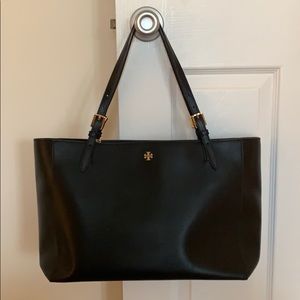 Tory Burch Robinson tote in black